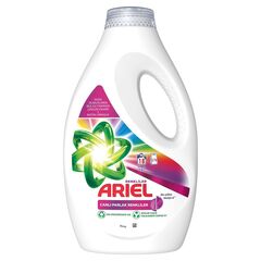 Средство жидкое для стирки Ariel 900мл