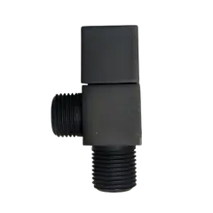 კუთხის ვენტილი McPoLOO MAV30102B 1/2გ.ხ-1/2გ.ხ შავი