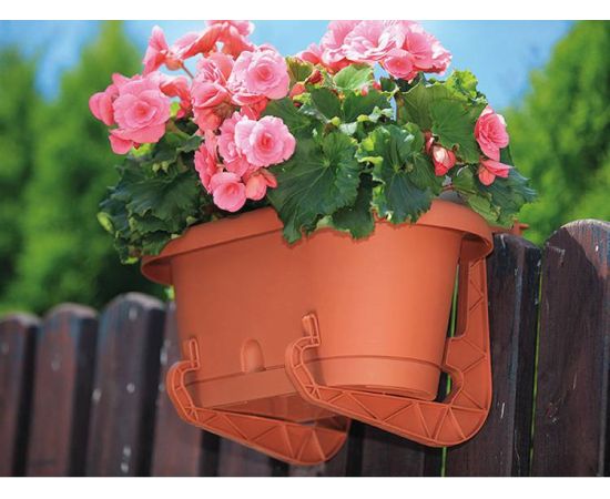 Bracket for flower pot FORM PLASTIC universal bracket for box 0480-010 terracotta