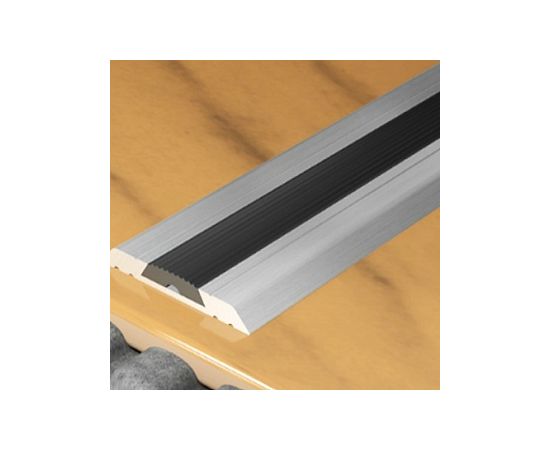 Профиль алюминиевый антискользящий SALAG SA031630/1,82m черная резина
