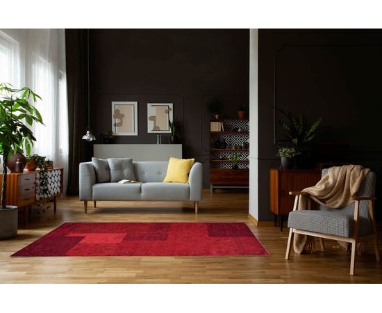 Carpet DCCarpets Antika 91515 Red 2x2.8 m