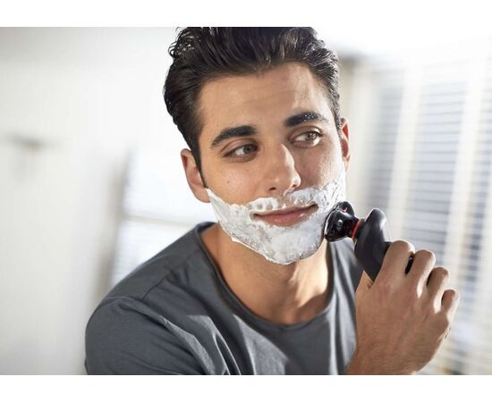 Electric shaver Philips S738/17