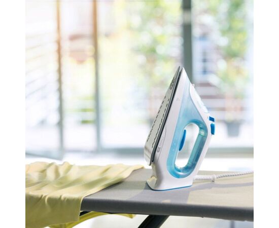 Iron Braun SI3053BL 2400W