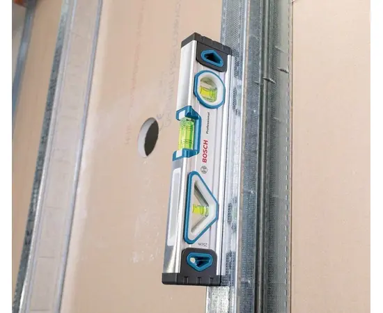 Уровень алюминиевый магнитный Bosch 1600A016BN 25 см