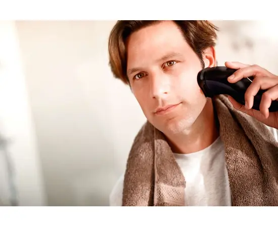 Electric shaver Philips S1100/04