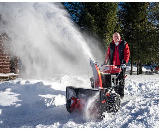 Снегоуборочная машина SnowLine 700 E 8100W