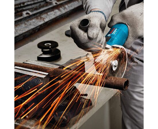 Angle grinder Bosch GWS 750W with disc