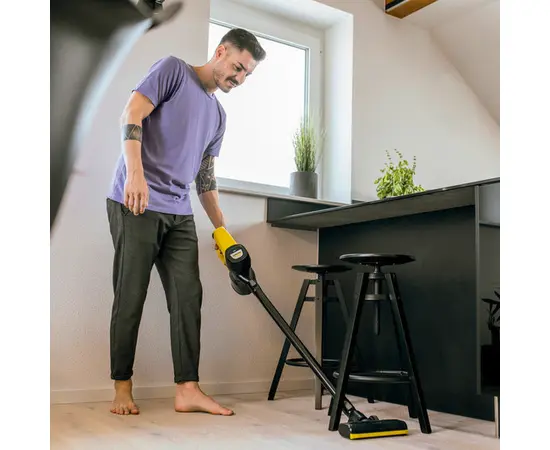 Пылесос аккумуляторный Karcher VC 4 myHome