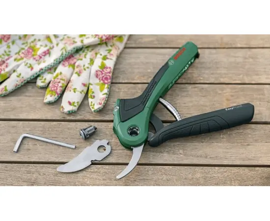 Секатор аккумуляторный Bosch Easy Prune 3.6V