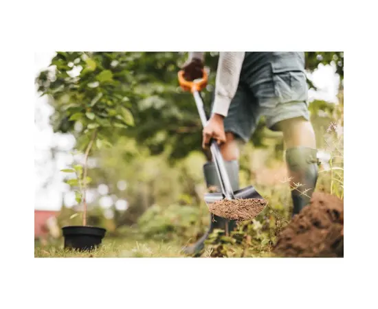 Shovel Fiskars Solid 1066716 116.6 cm