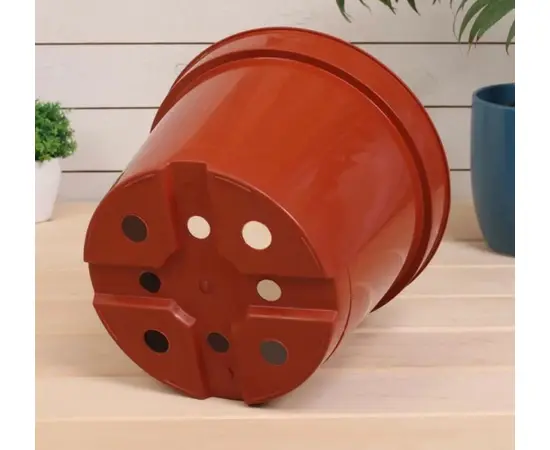 Plastic pot 10x7,5 (terracotta) with drainage system