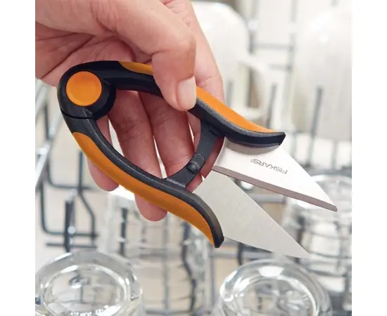 მაკრატელი ბალახის Fiskars SP-220