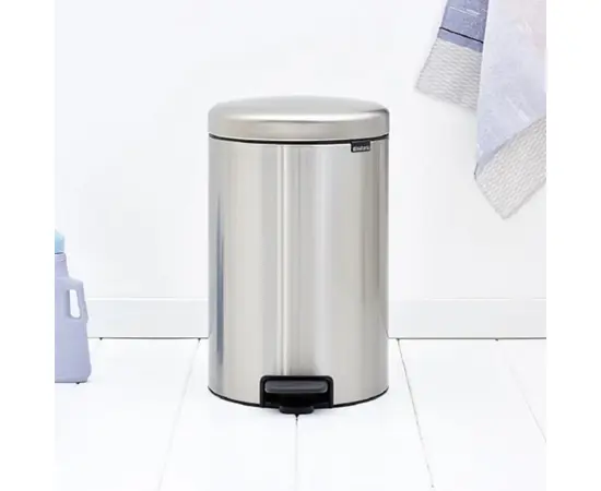 Trash can Brabantia 43757 20l silver