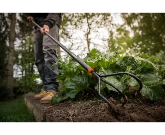 Cultivator FISKARS 135714