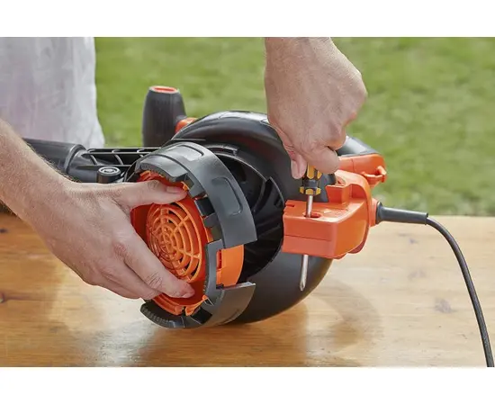 Garden vacuum cleaner Black+Decker BEBLV300-QS 3000W