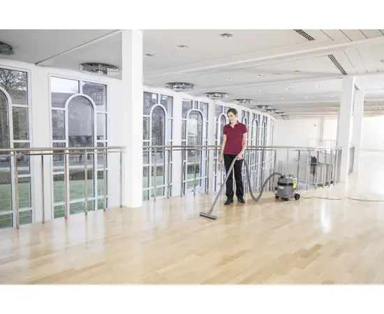 Пылесос для сухой и влажной уборки профессиональный Karcher NT 22/1 Ap Te L 1300W