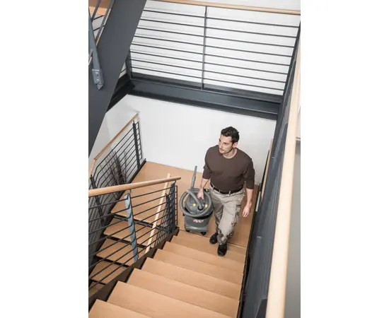 Пылесос для сухой и влажной уборки профессиональный Karcher NT 22/1 Ap Te L 1300W