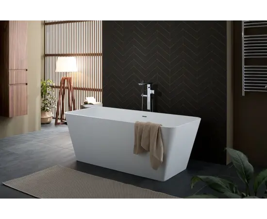 Ванна из искусственного камня TM IVA Solid Surface 1490x670x555 мм