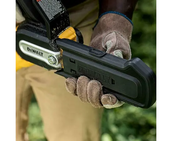 Мини пила акумулаторная DeWalt DCMPS520P1-QW