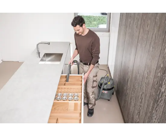 Пылесос для сухой и влажной уборки профессиональный Karcher NT 22/1 Ap Te L 1300W
