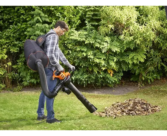 Garden vacuum cleaner Black+Decker BEBLV300-QS 3000W