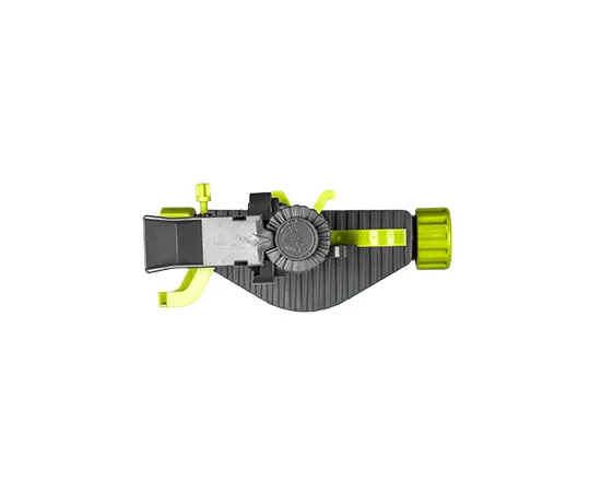 Pulsating sprinkler on triple spike Bradas Lime Line LE-6105