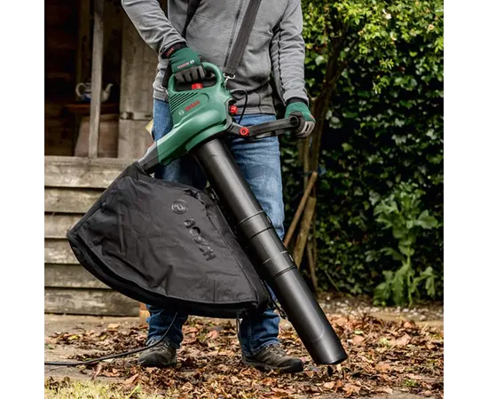 Garden vacuum cleaner Bosch Universal GardenTidy 3000 3000W
