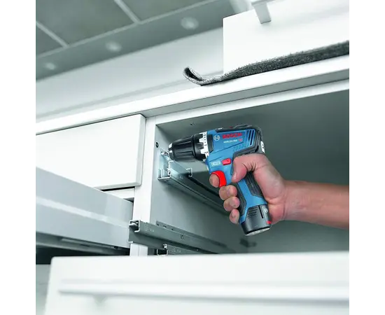 Аккумуляторный дрель-шуруповерт бесщеточный Bosch GSR 12V-30 Professional 12V (06019G9000)
