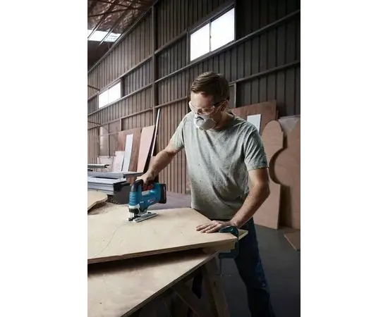 აკუმულატორის ბეწვა ხერხი Bosch GST 185-LI 18V აკუმულატორის ბეწვა ხერხი Bosch GST 185-LI 18V