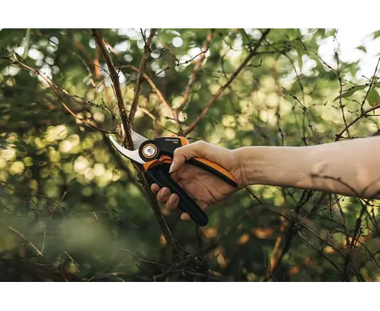 Pruner Fiskars PowerGear M P921 Pruner Fiskars PowerGear M P921