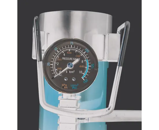 Компрессор воздушный с аксессуарами Raider RD-AC05 12V Компрессор воздушный с аксессуарами Raider RD-AC05 12V