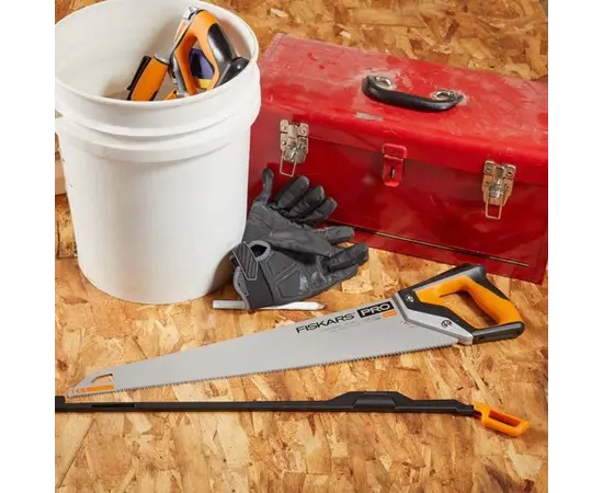 Пила ручная Fiskars Pro Power Tooth Fine-cut 11 TPI 55 см Пила ручная Fiskars Pro Power Tooth Fine-cut 11 TPI 55 см