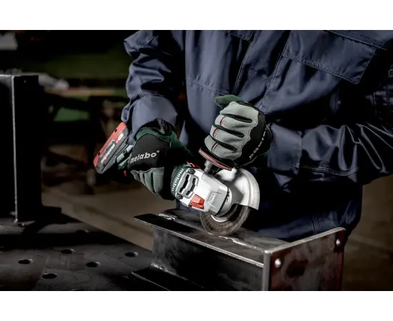 Угловая шлифмашина акумуляторная Metabo WVB 18 LT Угловая шлифмашина акумуляторная Metabo WVB 18 LT