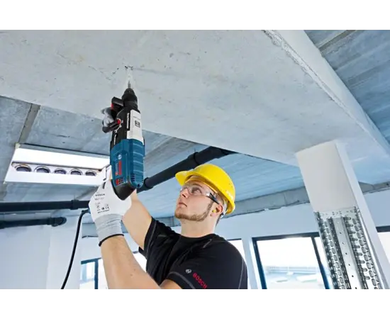 Hammer drill Bosch GBH 2-28 Professional 880W (0611267500) Hammer drill Bosch GBH 2-28 Professional 880W (0611267500)
