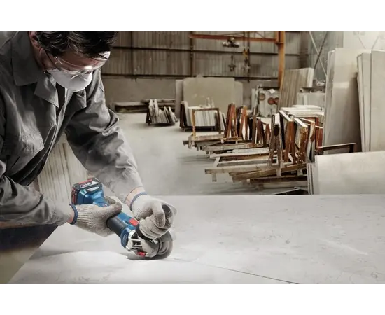 კუთხსახეხი მანქანა აკუმულატორის Bosch GWS 18V-10 18V კუთხსახეხი მანქანა აკუმულატორის Bosch GWS 18V-10 18V