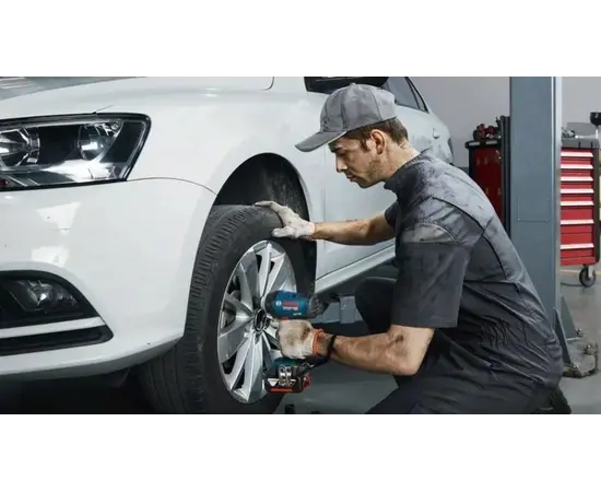 ქანჩსახრახნი დარტყმითი აკუმულატორის Bosch GDS 18V-400 Professional (06019K0020) ქანჩსახრახნი დარტყმითი აკუმულატორის Bosch GDS 18V-400 Professional (06019K0020)