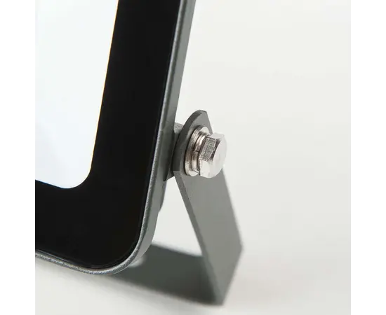 პროჟექტორი LED New Light 20W 6500K 1700Lm SMD E024E Dark Grey პროჟექტორი LED New Light 20W 6500K 1700Lm SMD E024E Dark Grey