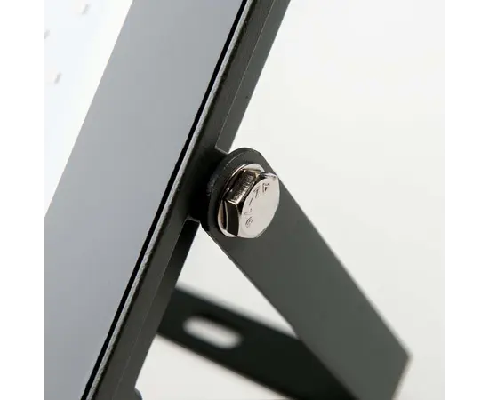 Прожектор LED New Light 100W 4000K 8500Lm SMD E024E Dark Grey Прожектор LED New Light 100W 4000K 8500Lm SMD E024E Dark Grey