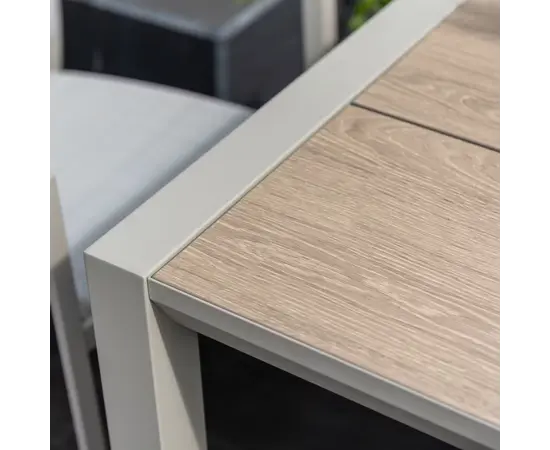 Rectangular table Urbanite 160x90x75 cm