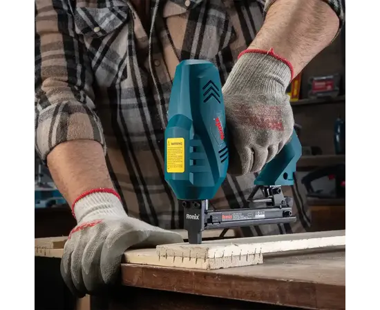 სტეპლერი ელექტრო Ronix 7516