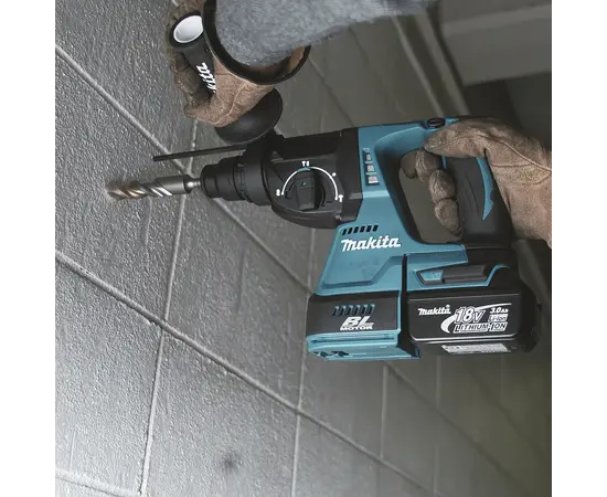 Перфоратор аккумулаторный Makita DHR242RFE