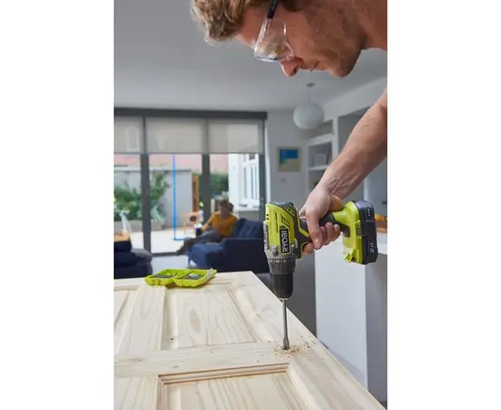 Шуруповерт Ryobi ONE+ R18DD3-220S 18V