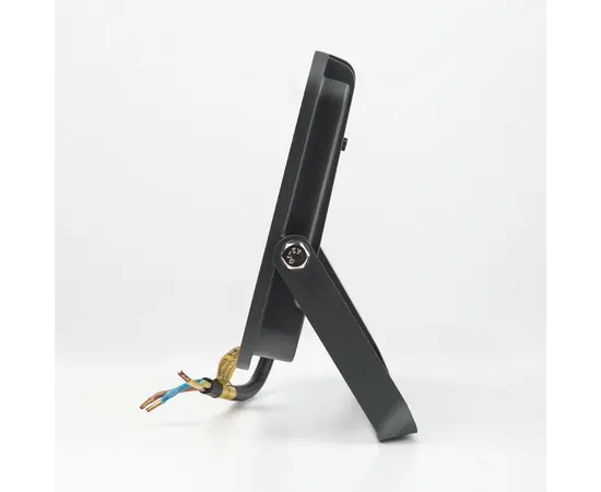 Прожектор New Light LED 50W 3000K 85Lm SMD E024E